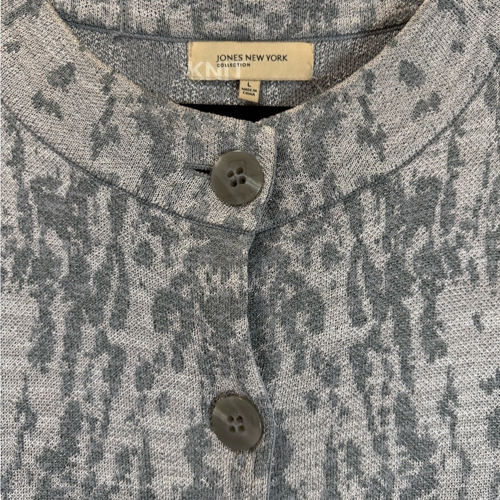 Jones New York Collection Gray Knit Two Piece Skirt Set Size Top L and Bottom M - Picture 4 of 14